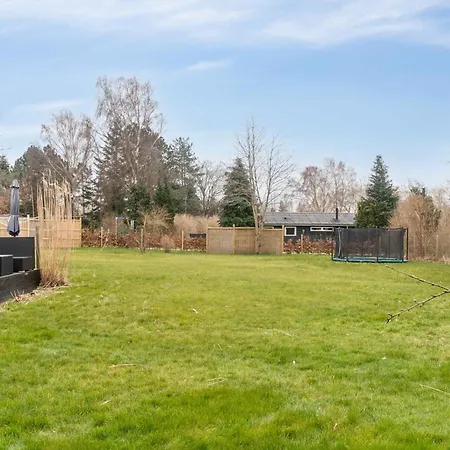 Prázdninový dům Lovely In Peaceful Surroundings Vejby